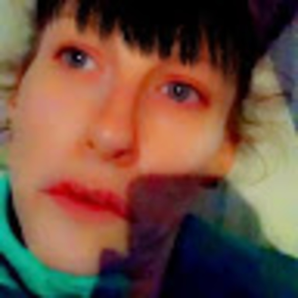 Meet your Posher, Andrea nicole